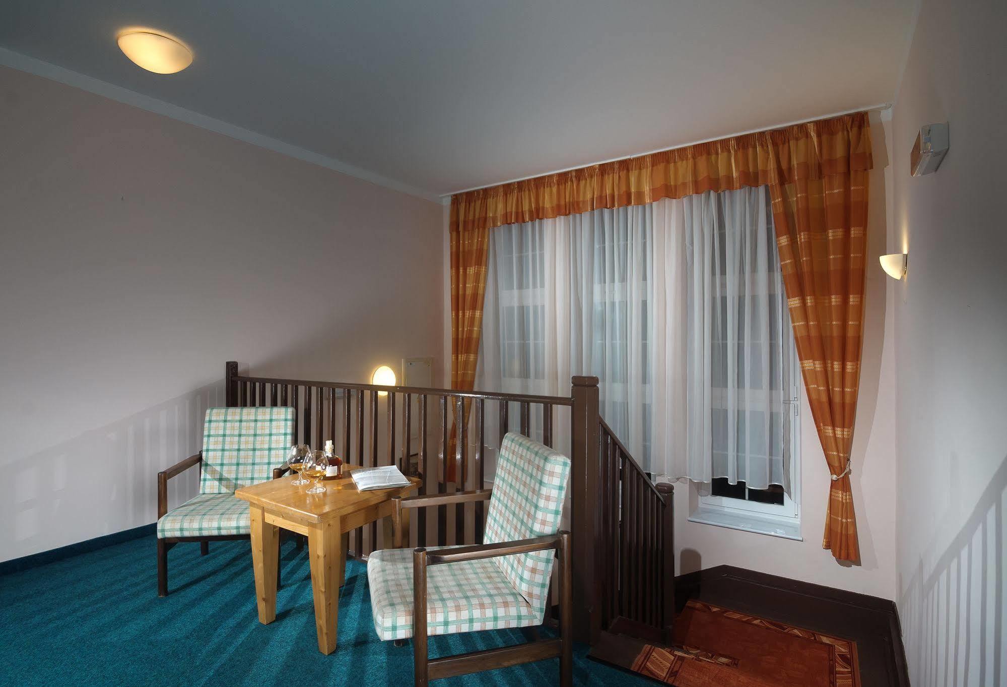 Hotel Lyzarska Bouda Domovina Špindlerŭv Mlýn Exterior foto