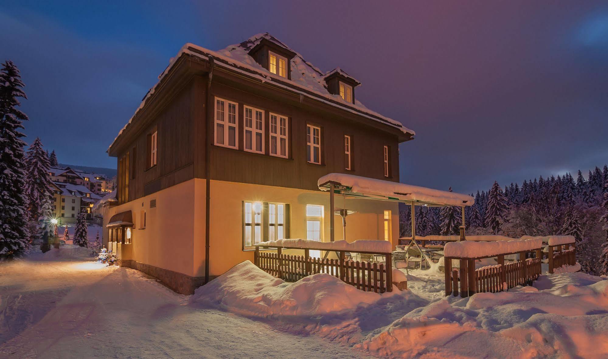 Hotel Lyzarska Bouda Domovina Špindlerŭv Mlýn Exterior foto